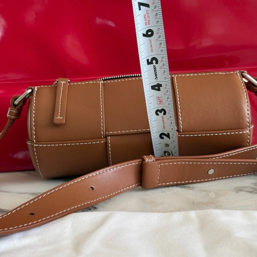 Bottega Veneta 741561‎ Urban Stitch Leather Barrel Bag Brown Crossbody